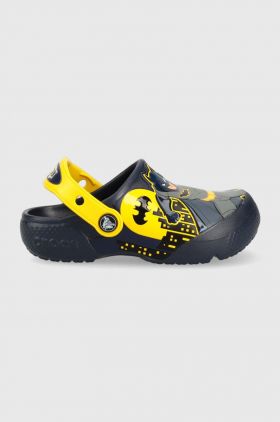 Crocs slapi copii FL BATMAN PATCH culoarea albastru marin