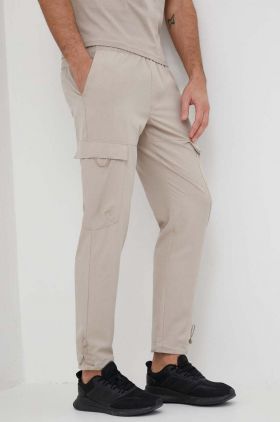 4F pantaloni barbati, culoarea bej, cu fason cargo