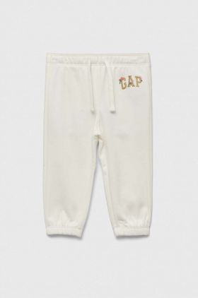 GAP pantaloni de trening pentru copii culoarea alb, cu imprimeu