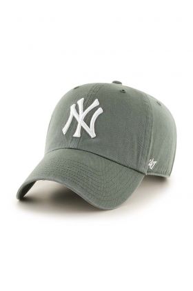 47brand șapcă de baseball din bumbac MLB New York Yankees culoarea verde, cu imprimeu  B-RGW17GWS-MSA