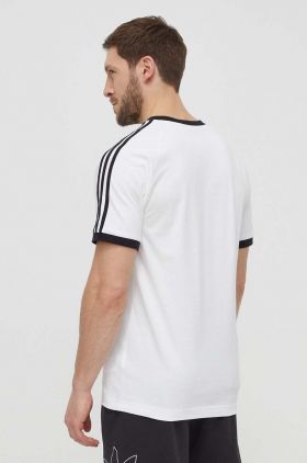 adidas Originals tricou din bumbac 3-Stripes culoarea alb, cu model IA4846