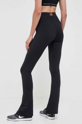 LaBellaMafia pantaloni de antrenament Brave culoarea negru, cu imprimeu