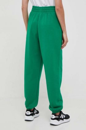 adidas Originals pantaloni de trening culoarea verde, neted