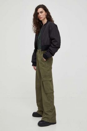 Levi's pantaloni de bumbac BAGGY CARGO culoarea verde, drept, medium waist