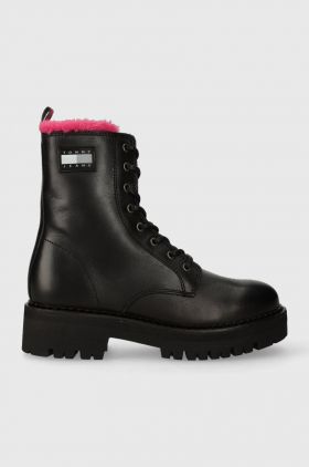 Tommy Jeans bocanci de piele TJW W URBAN BOOT SMOOTH LTR WL femei, culoarea negru, cu toc plat, izolat, EN0EN02402