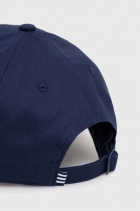 adidas Originals șapcă de baseball din bumbac cu imprimeu  IL4843