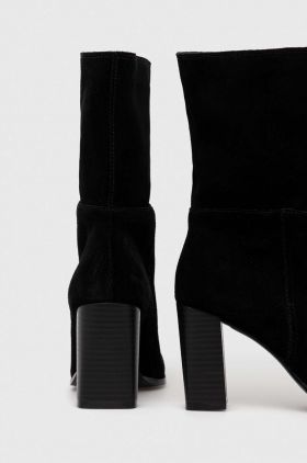 Medicine botine culoarea negru, cu toc drept