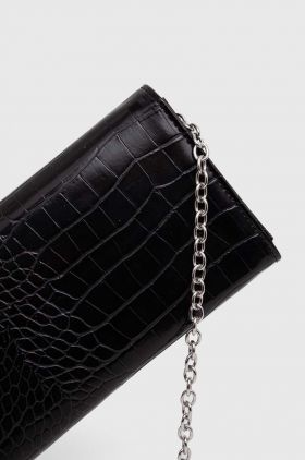 Chiara Ferragni poseta culoarea negru