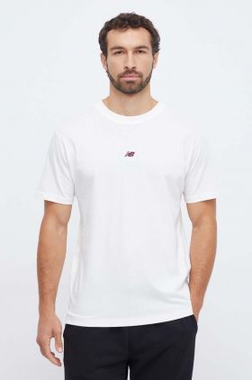 New Balance tricou din bumbac barbati, culoarea bej, cu imprimeu