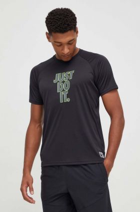 Nike tricou de antrenament culoarea negru, cu imprimeu