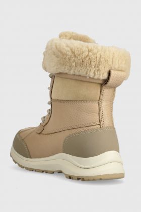 UGG ghete de piele Adirondack Boot III femei, culoarea bej, cu toc plat, izolat, 1095141