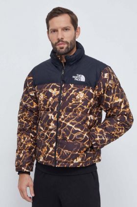 The North Face geacă de puf 1996 Retro Nuptse bărbați, culoarea maro, de iarnă NF0A3C8DOS31