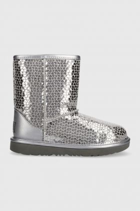 UGG ghete de zapada din piele pentru copii KIDS CLASSIC II GEL HEARTS culoarea argintiu