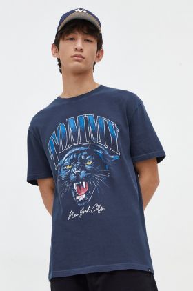 Tommy Jeans tricou din bumbac bărbați, culoarea bleumarin, cu imprimeu DM0DM18281