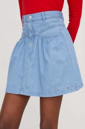 Tommy Jeans fustă din denim mini, evazați DW0DW17440