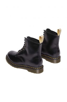 Dr. Martens bocanci Vegan 1460 femei, culoarea negru, cu toc plat, izolat, DM31136001