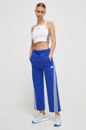 adidas pantaloni de trening cu imprimeu  IS3663