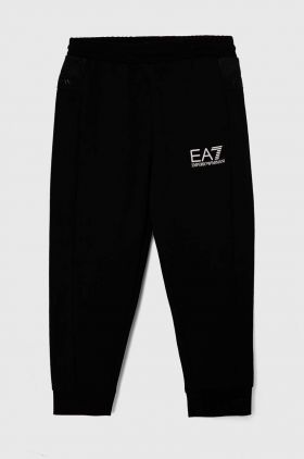 EA7 Emporio Armani pantaloni de trening pentru copii culoarea negru, cu imprimeu