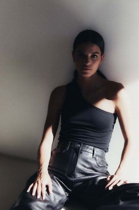 MUUV. top din bumbac Rue culoarea negru, cold shoulder