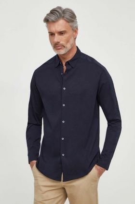 Armani Exchange camasa din bumbac barbati, culoarea albastru marin, cu guler clasic, relaxed