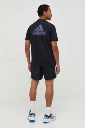 adidas tricou din bumbac bărbați, culoarea negru, cu imprimeu  IN6229