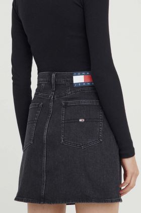 Tommy Jeans fustă din denim culoarea negru, mini, creion DW0DW17286