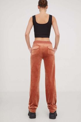 Juicy Couture pantaloni de trening din velur culoarea maro, neted