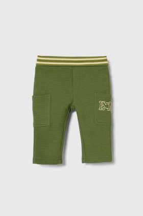 Emporio Armani pantaloni din bumbac pentru bebeluși culoarea verde, modelator