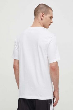 adidas Originals tricou din bumbac Essential Tee bărbați, culoarea alb, cu imprimeu, IR9691