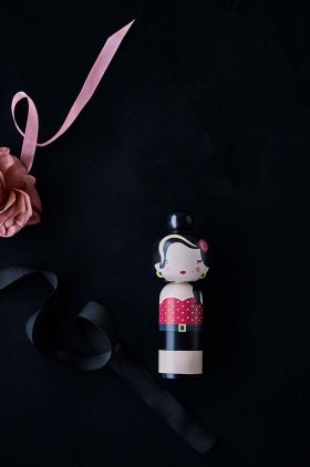 Lucie Kaas papusa kokeshi Amy