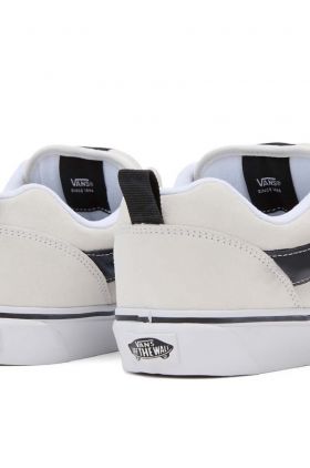 Vans tenisi Knu Skool barbati, culoarea bej, VN0009QCYB21