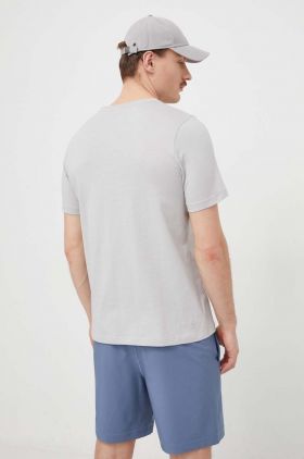 adidas tricou din bumbac bărbați, culoarea gri, cu imprimeu  IY4283