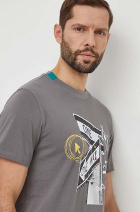 Desigual tricou din bumbac barbati, culoarea gri, cu imprimeu