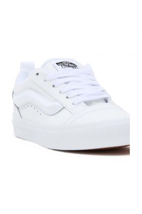 Vans tenisi Knu Skool culoarea alb, VN0009QCW001