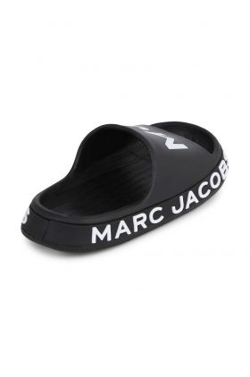 Marc Jacobs slapi copii culoarea negru