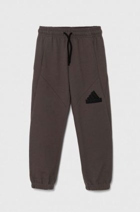 adidas pantaloni de trening culoarea maro, cu imprimeu