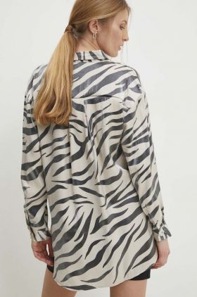 Answear Lab camasa femei, culoarea bej, cu guler clasic, relaxed
