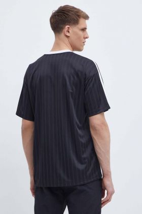 adidas Originals tricou bărbați, culoarea negru, cu imprimeu IU2341