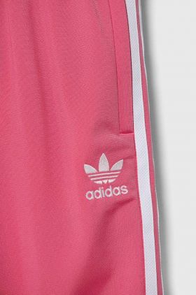 adidas Originals pantaloni de trening pentru copii culoarea roz, cu imprimeu