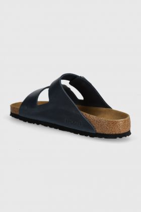 Birkenstock slapi de piele Arizona barbati, culoarea albastru marin, 1027033