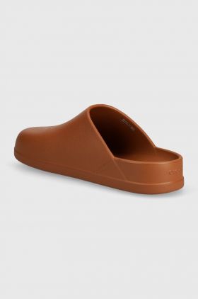 Crocs papuci Dylan Clog barbati, culoarea maro, 209366