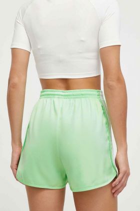 adidas Originals pantaloni scurti femei, culoarea verde, cu imprimeu, high waist, IP0712