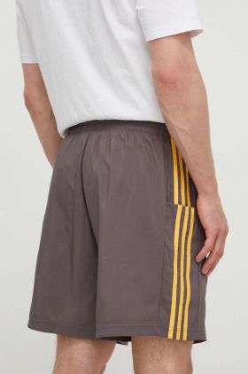 adidas pantaloni scurti barbati, culoarea gri, IS1394