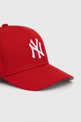 47brand șapcă de baseball pentru copii MLB New York Yankees culoarea rosu, cu imprimeu, BMVP17WBV