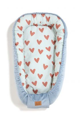 La Millou cocon pentru bebe Best Nest Velvet HEARTBEAT BLUE