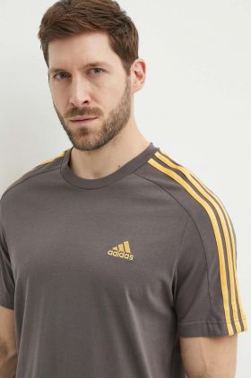 adidas tricou din bumbac barbati, culoarea gri, cu imprimeu, IS1334